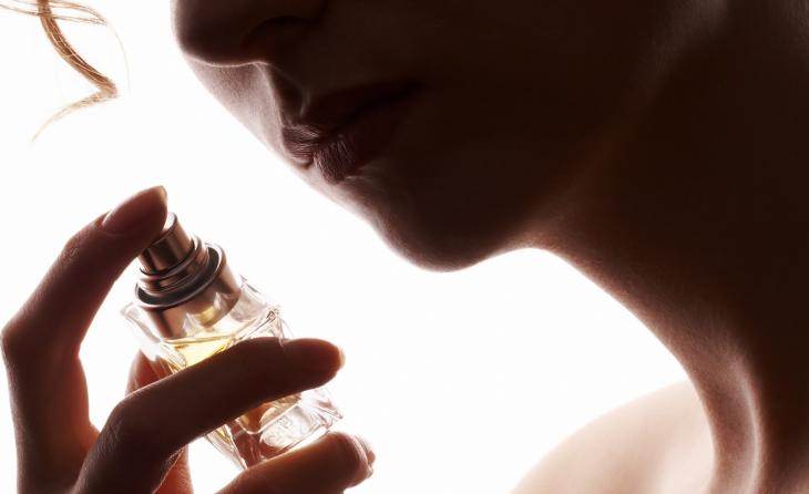 Quand Le Mot Parfum Enivre Poetes Et Ecrivains Viabooks